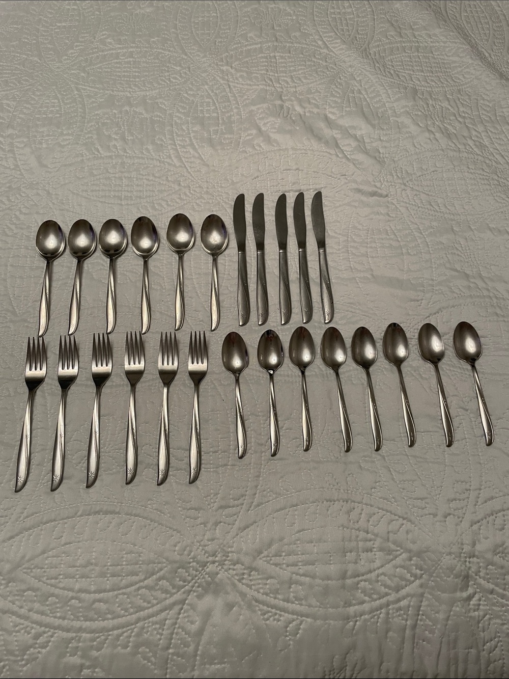 MCM Vintage Oneida Community Stainless Steel Set of 25 TWIN STAR Betty Crocker